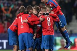 足球直播-捷克队整体发挥稳定取得重要胜利