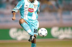 足球直播平台-拉齐奥凭借进球优势，成功晋级淘汰对手