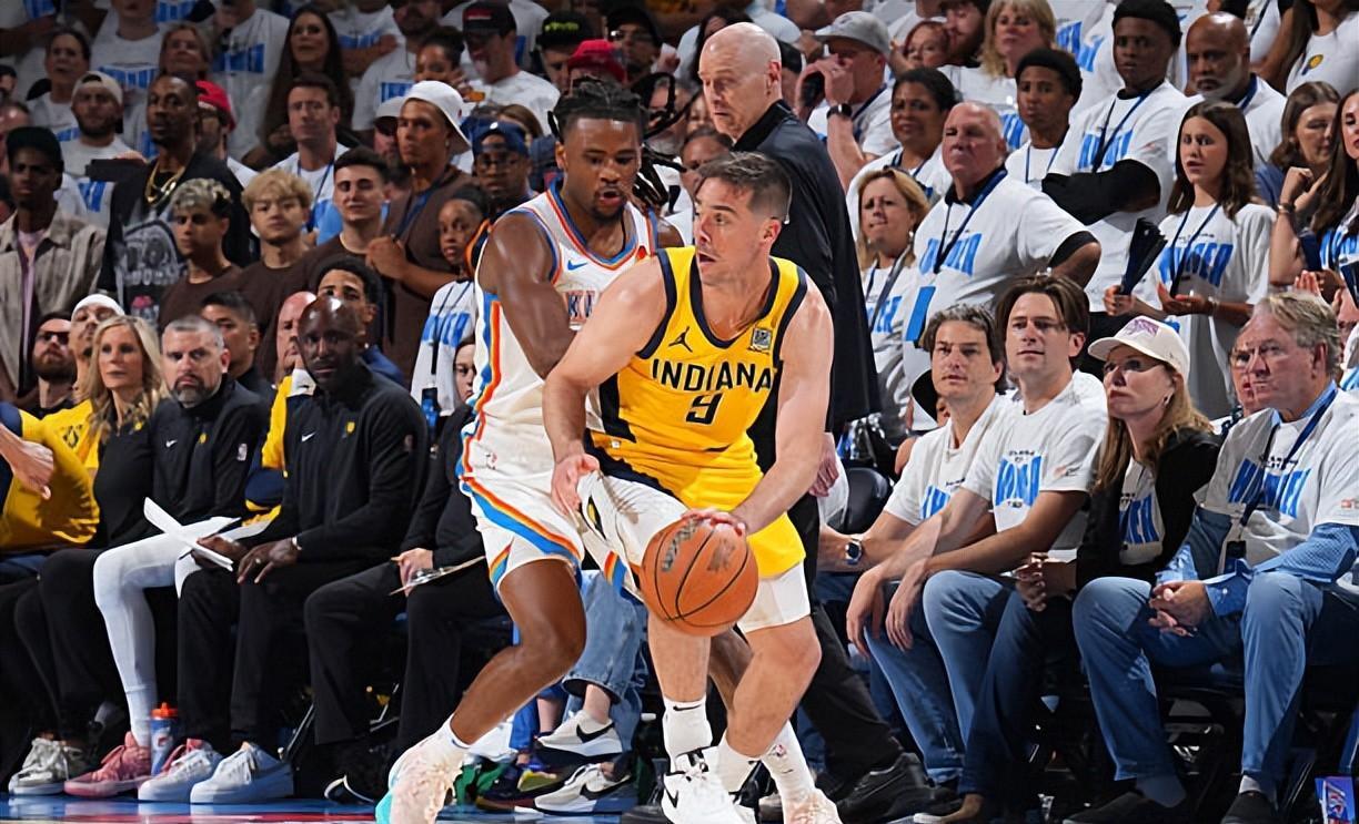 公牛强势步行者，库里一己之力扛起全队的简单介绍