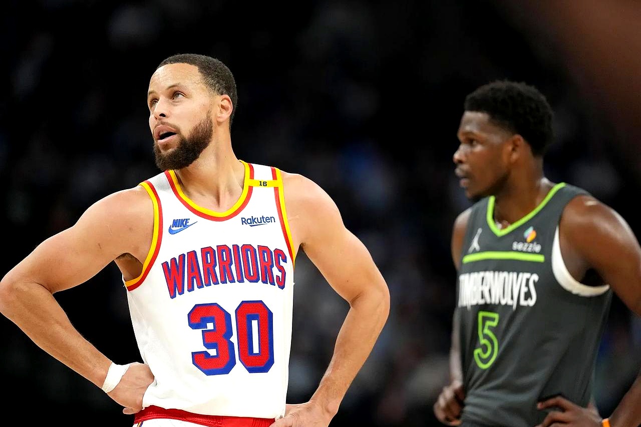 包含鹈鹕险胜热火，乔治·希尔三分雨点燃全场的词条